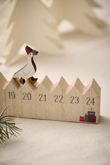 Calendario de adviento Patito madera