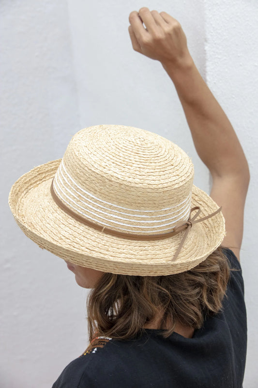 Sombrero Semielevado Cuero