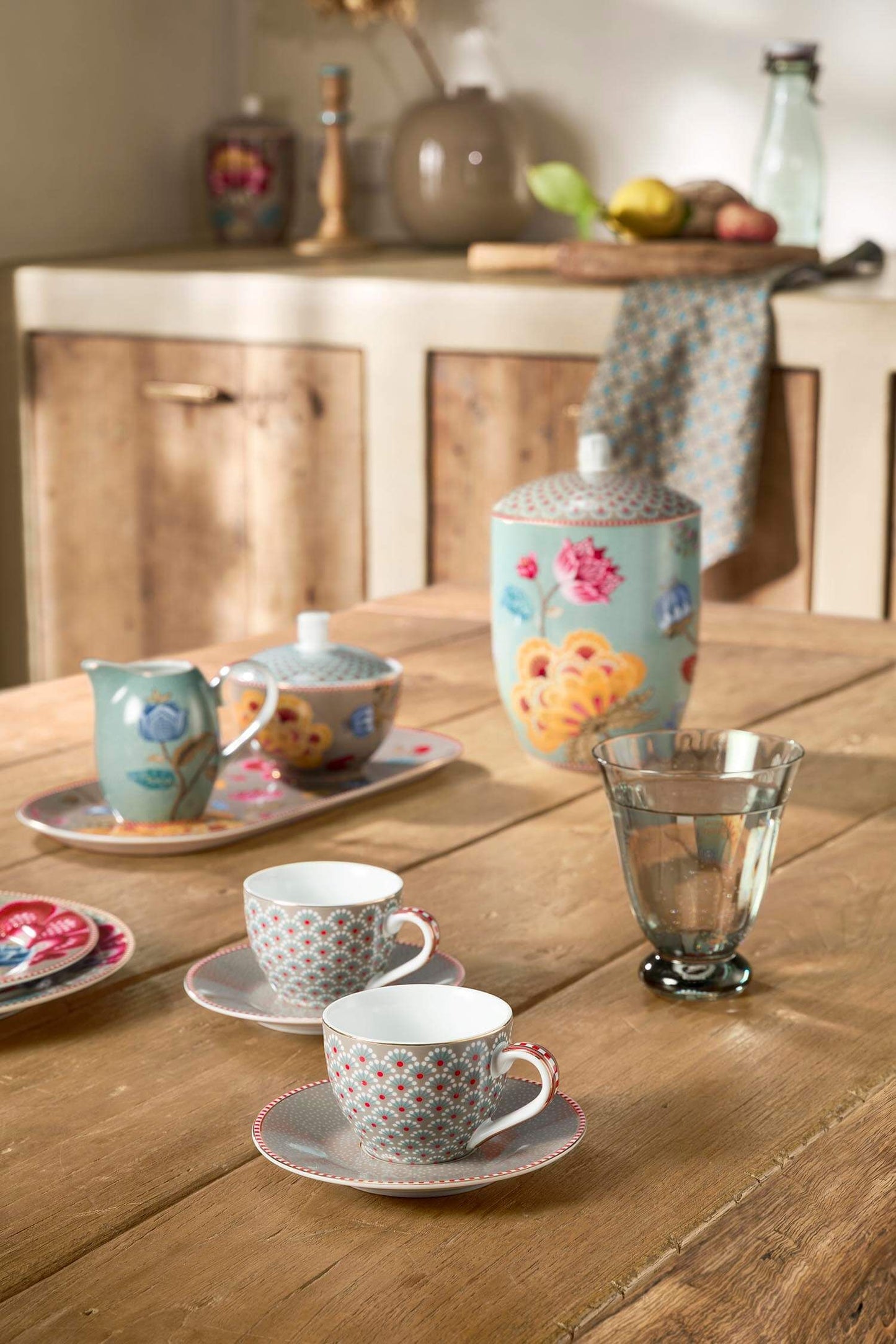 Set Taza + Plato Booming Tales Khaki